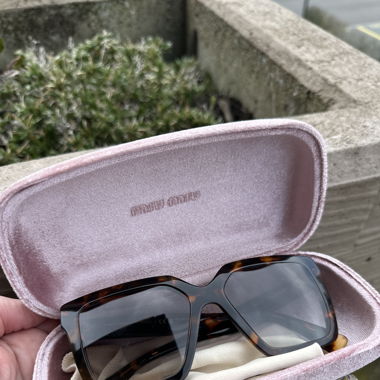 Sonnenbrille MIU MIU 