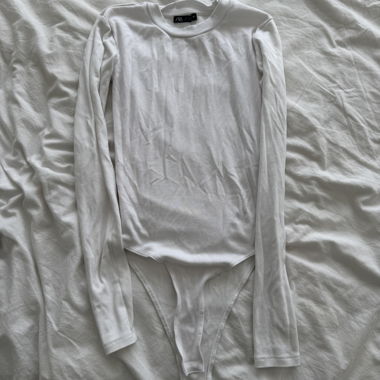 Zara white long-sleeve bodysuit