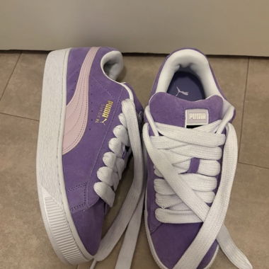 Puma Sneakers in Lilac