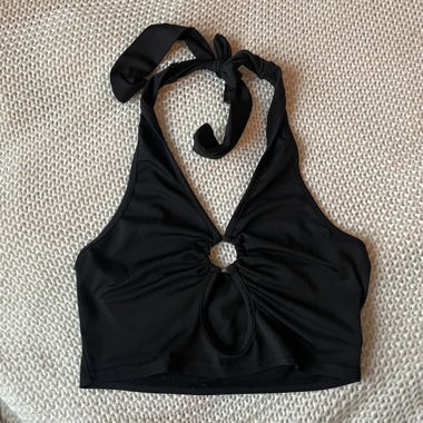 schwarzes neckholder top
