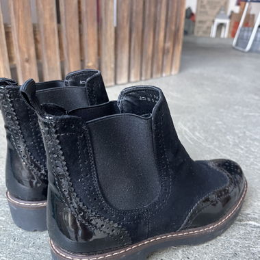 Neue Lederschuhe