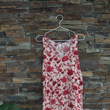 Kleid gemustert mit Blumen