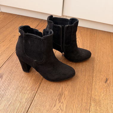 Bottine à talon haut taille 37