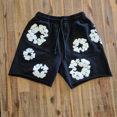 Short en jean déchiré