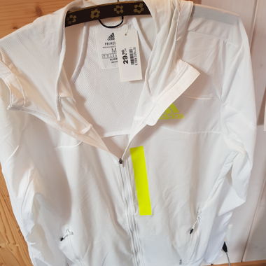Leichte Jacke