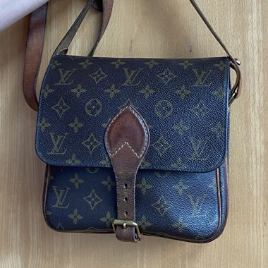 Louis Vuitton Schultertasche