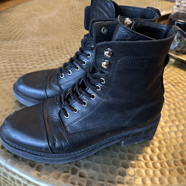 Bottines en cuir / Lederstiefeletten 