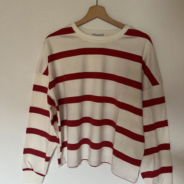 gestreiftes Sweatshirt 