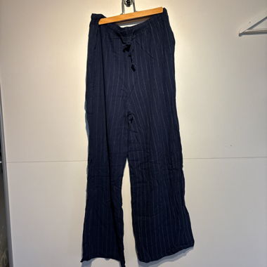 Pantaloni casual rigati blu scuro