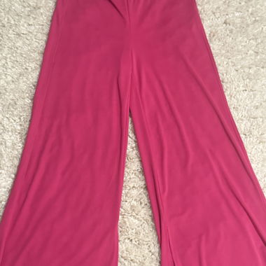 Pantaloni rosa Bershka