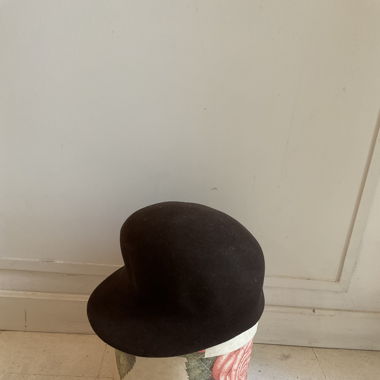 Brown hat ERREUNO