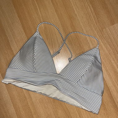 Gestreiftes Bikini-Top
