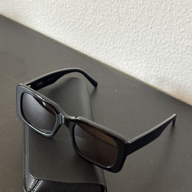 COS eckige Sonnenbrille