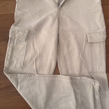 Beige Cargohosen
