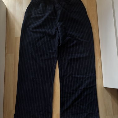 Pantalon en tissu pour femme Amisu rayé T. 44
