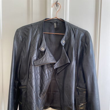Veste en véritable cuir noir