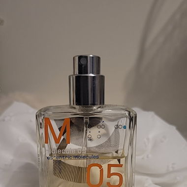 Escentric Molecules- M05