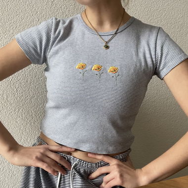 Baby T-shirt gestreift mit Blumen