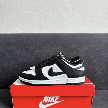 Nike Dunk Low Panda