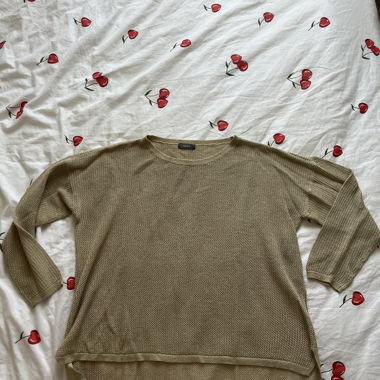 T-Shirt in Goldfarbe