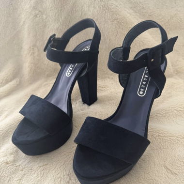 Sandali con tacco blu navy
