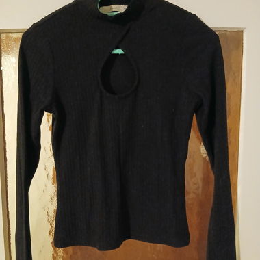 Long-sleeve top