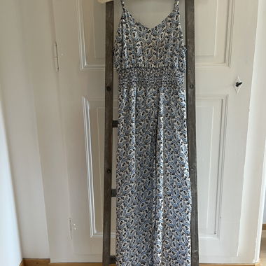 Maje Blumenkleid Midi