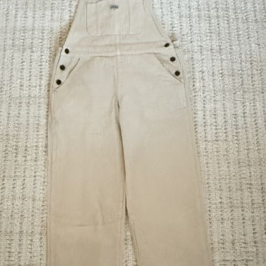 Latzhosen Beige