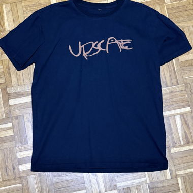 T-shirt Travis Scott con stampa sul retro