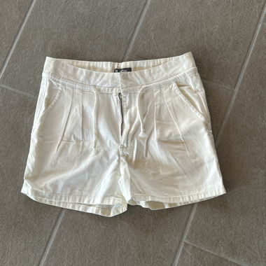 Pantaloncini di cotone bianchi