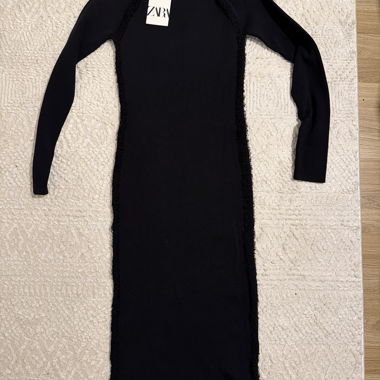 ZARA schwarzes Kleid