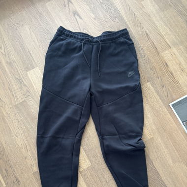 Nike Tech en L