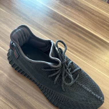 YEEZY BOOST 350 
