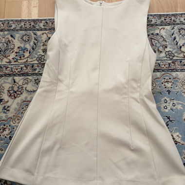 Top crema senza maniche