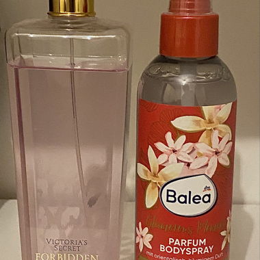Victoria‘s Secret fragrance mist/ Balea Bodyspray