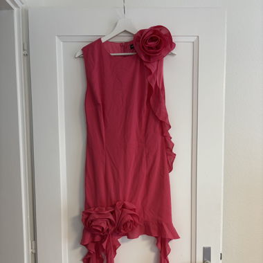 HOT PINK SATIN CORSAGE FRILL BODYCON DRESS