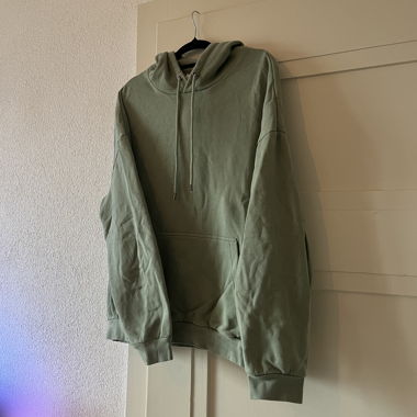 Sweat a capuche vert olive