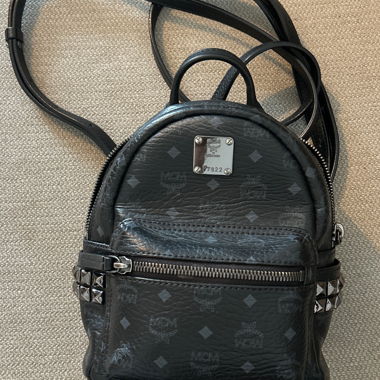 Petit sac à dos mini noir MCM