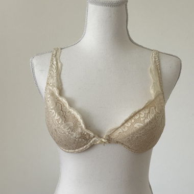 Vintage cream lace balconette bra with bows 