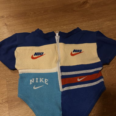 Nike Patchwork Crop Top – Einzelstück