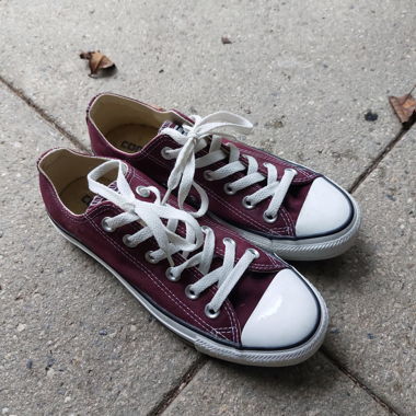 Converse shoe