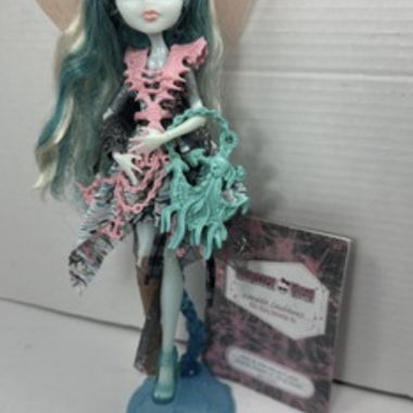 MonsterHigh Vandala completa (bambola, borsa, quaderno)