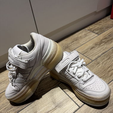 Baskets Adidas Triple Platforum Low Crystal White