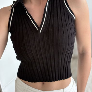 Black Pleated Sleeveless Top