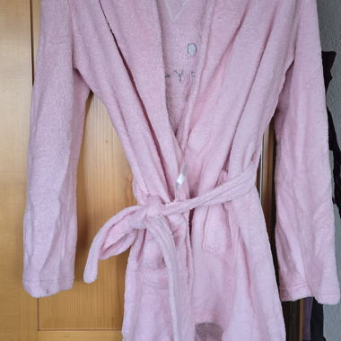 Peignoir en peluche rose