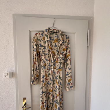 Luftiges Sommerkleid mit Blumemmuster