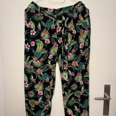 Pantaloni Pigalle con motivo floreale