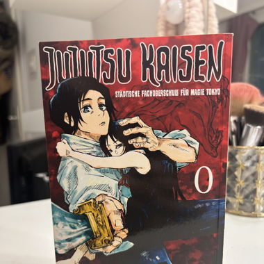 Jujutsu Kaisen Manga Volume 0