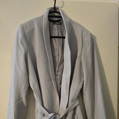 Helblauer Blazer von Kiomi 42