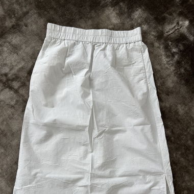 Light midi skirt